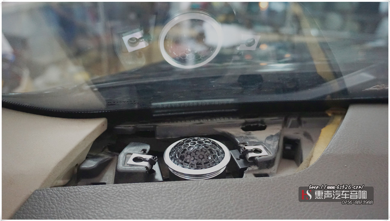丰田凯美瑞音响升级史泰格ST650C 高音安装